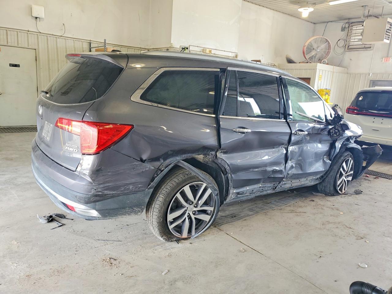 2016 HONDA PILOT