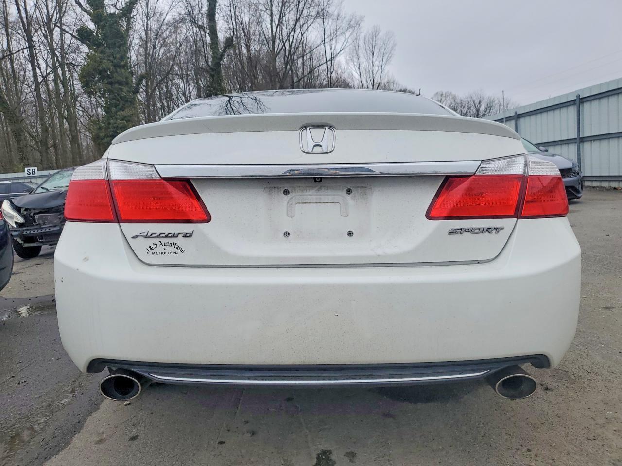 2015 HONDA ACCORD