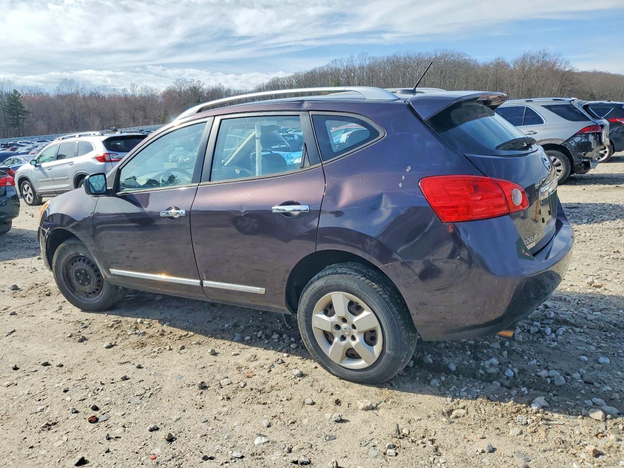 2015 NISSAN ROGUE