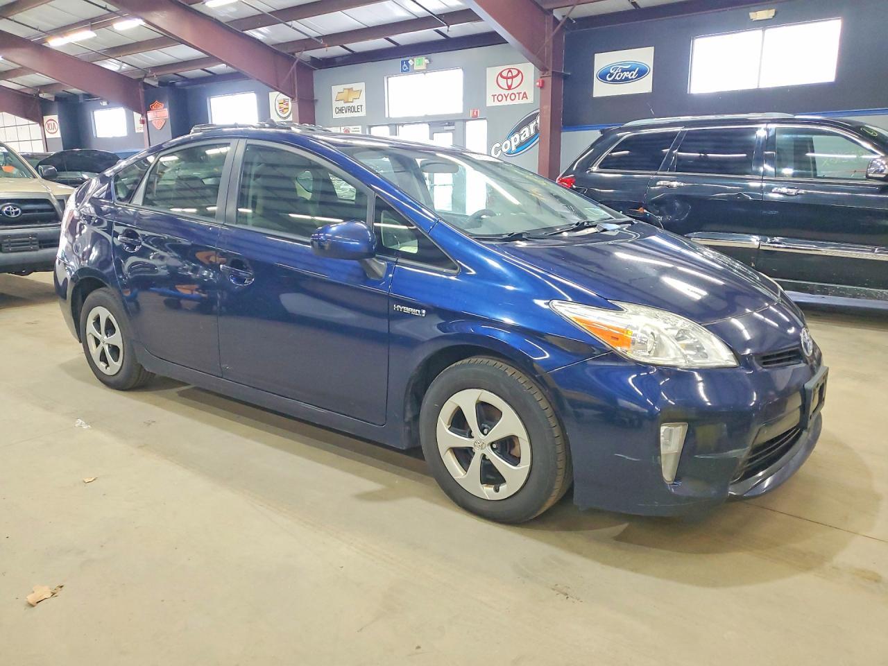 2015 TOYOTA PRIUS