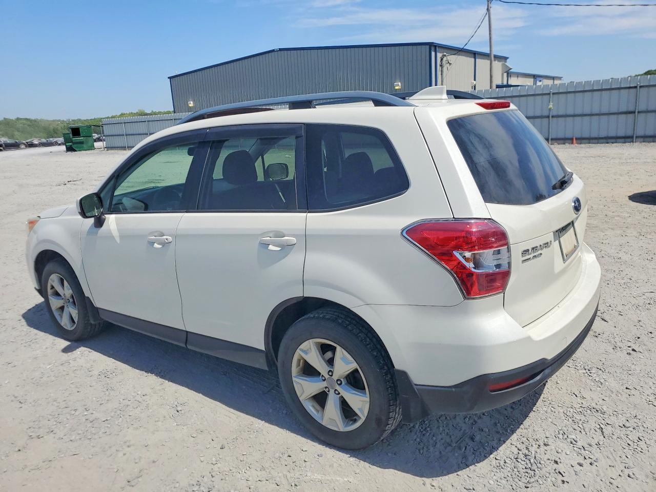 2016 SUBARU FORESTER