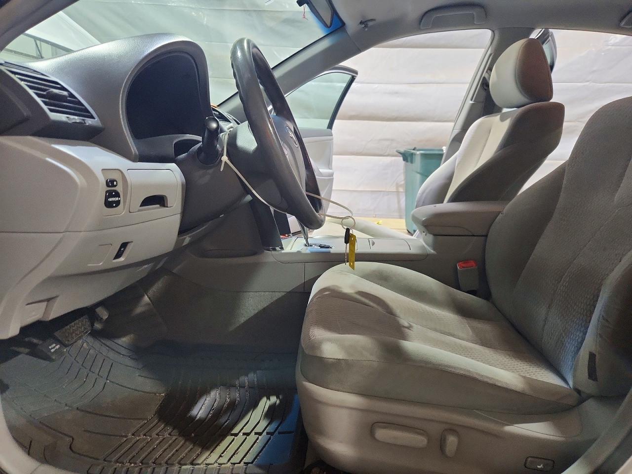 2010 TOYOTA CAMRY