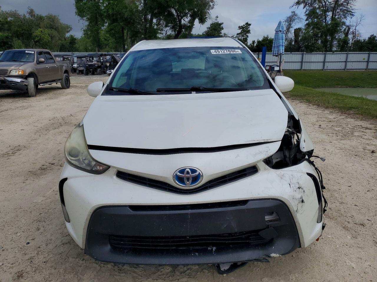 2016 TOYOTA PRIUS V