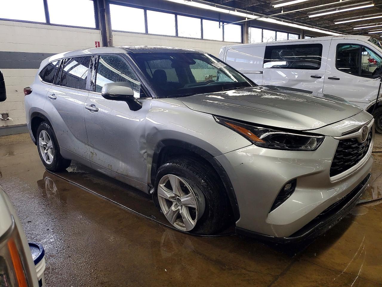 2024 TOYOTA HIGHLANDER