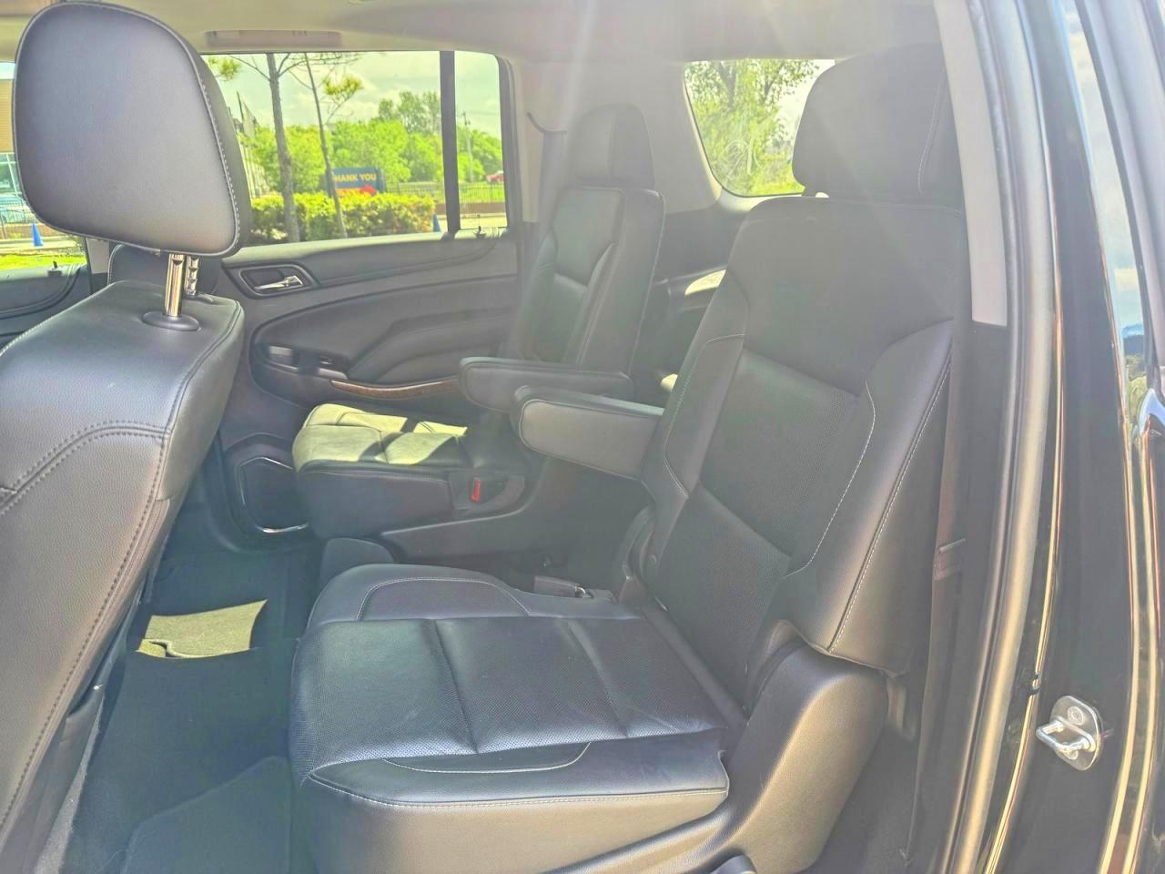 2018 CHEVROLET Suburban
