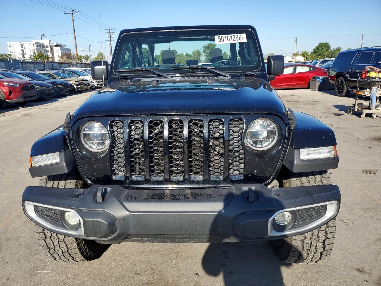 2022 JEEP Gladiator