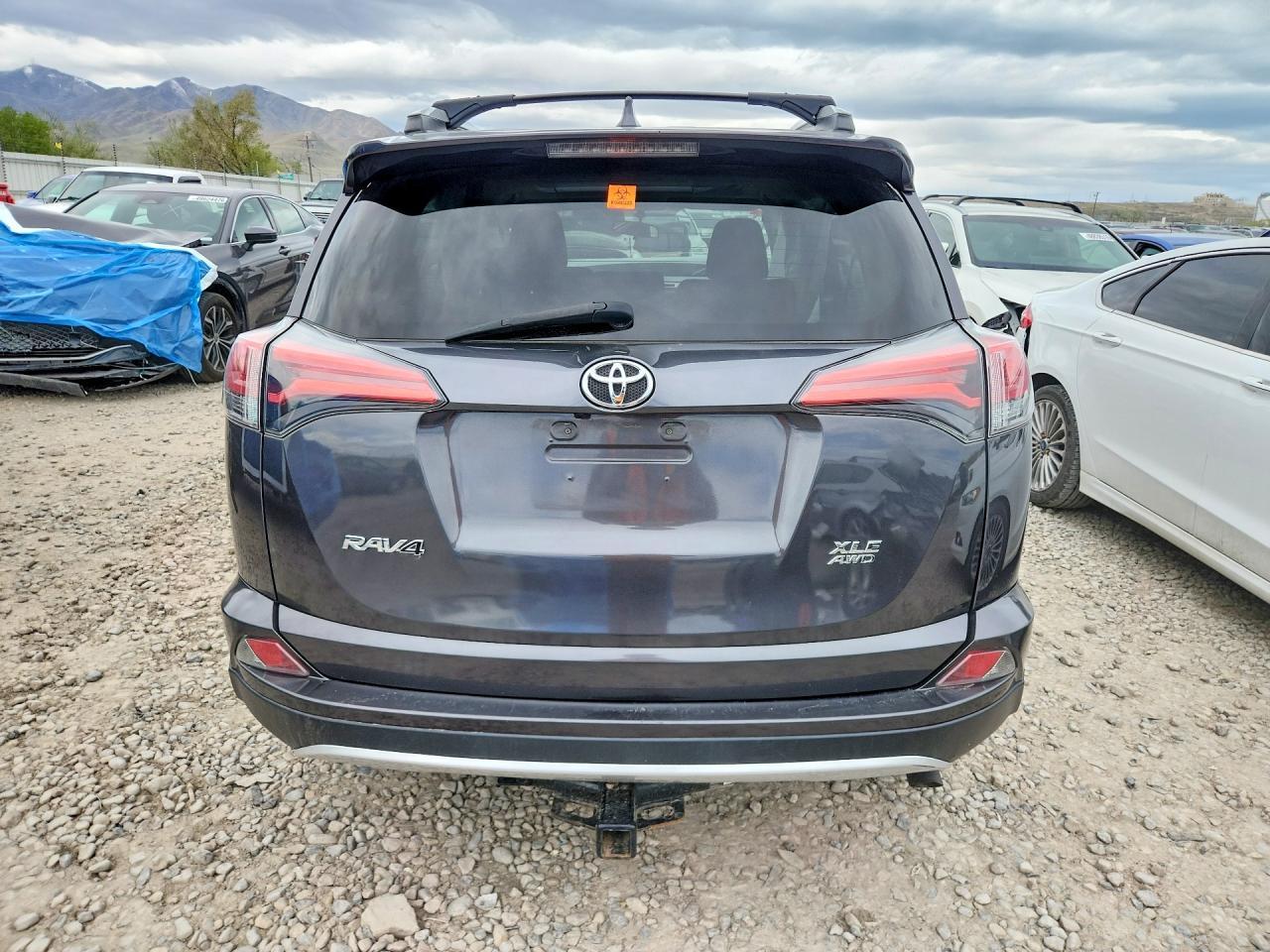 2016 TOYOTA RAV4
