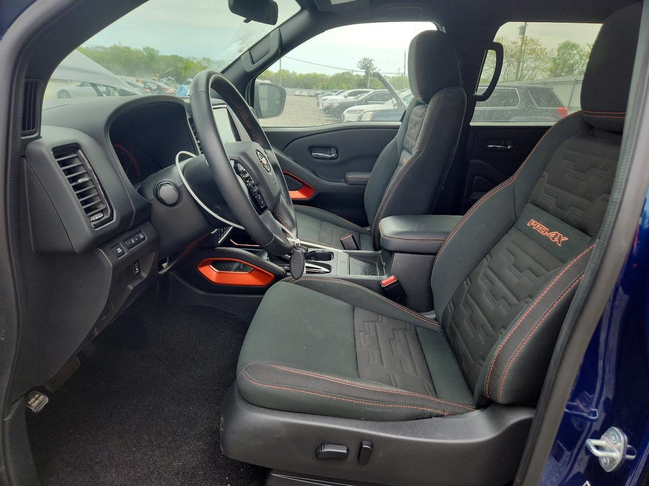 2022 NISSAN Frontier