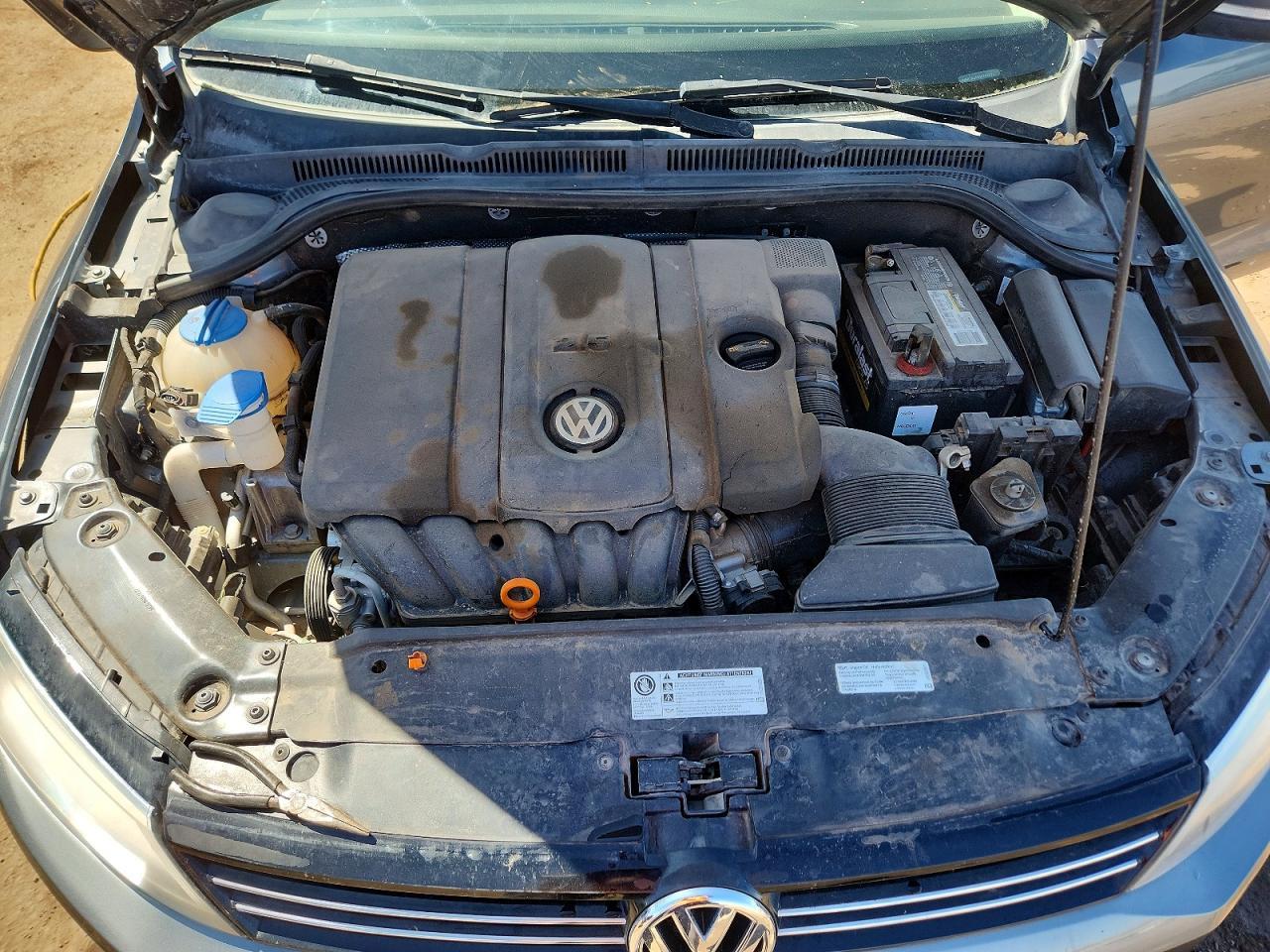 2013 VOLKSWAGEN JETTA