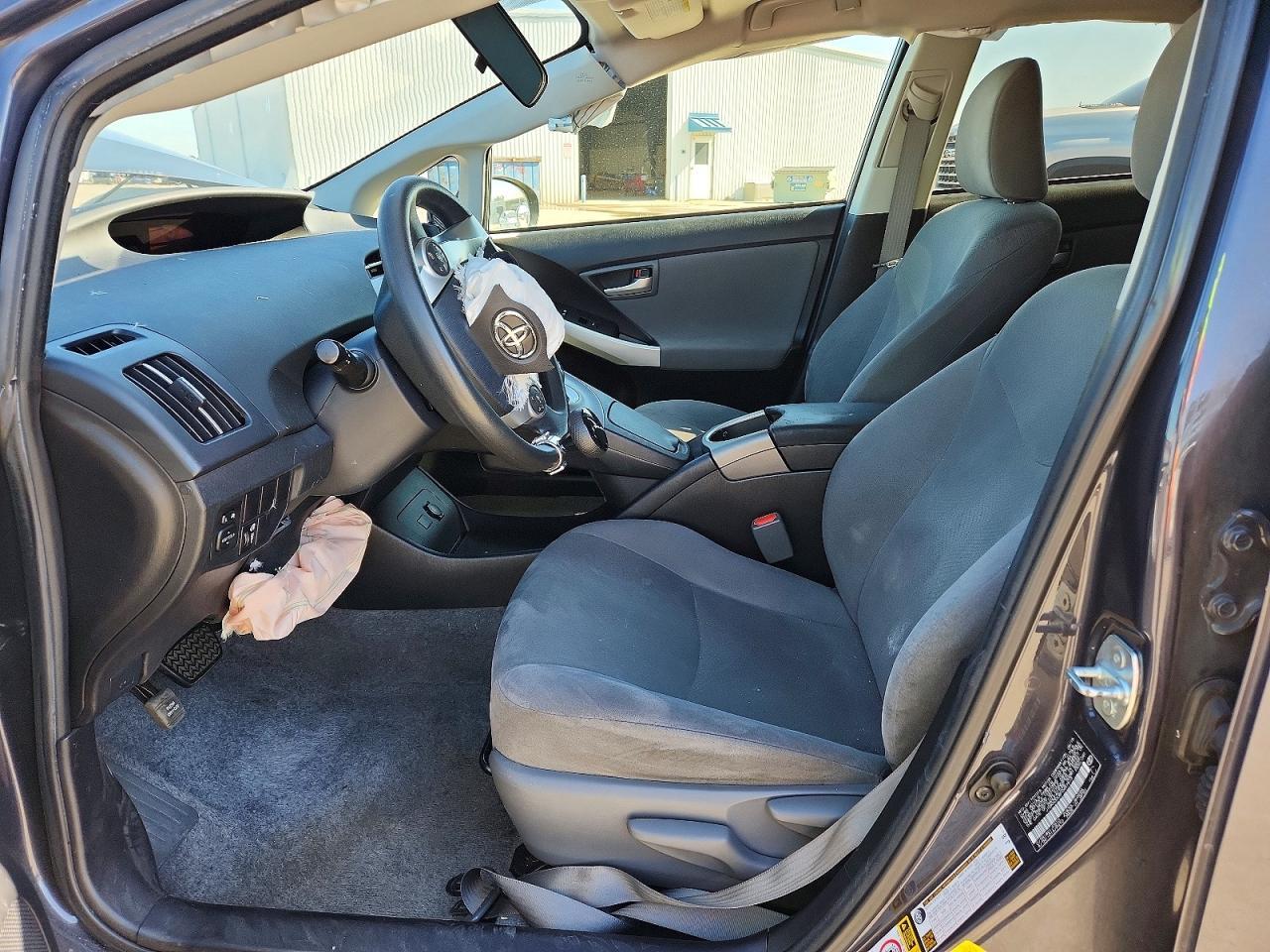 2015 TOYOTA PRIUS