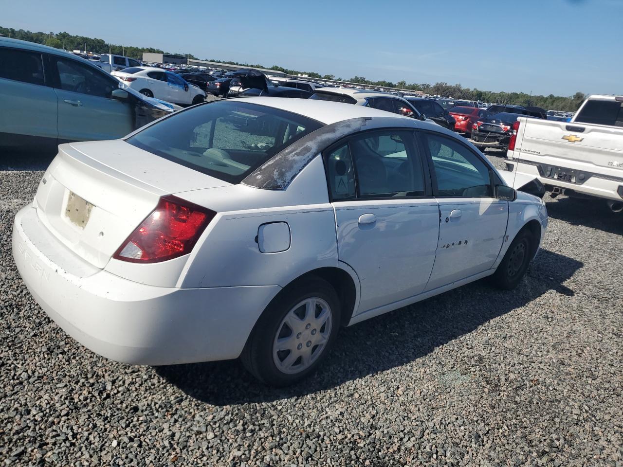 2003 SATURN Ion