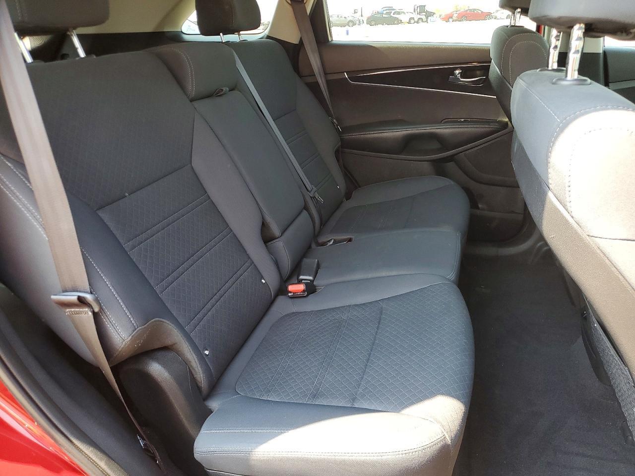 2017 KIA SORENTO