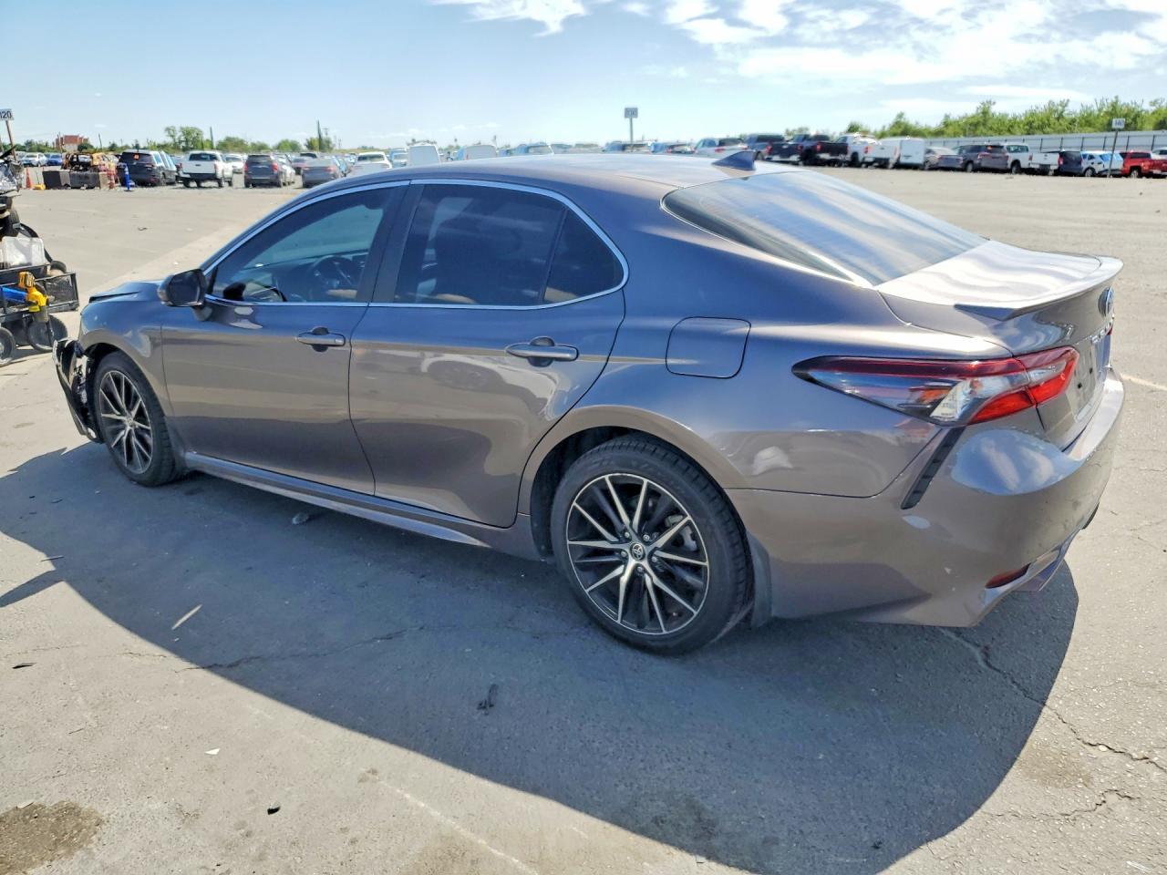 2023 TOYOTA CAMRY
