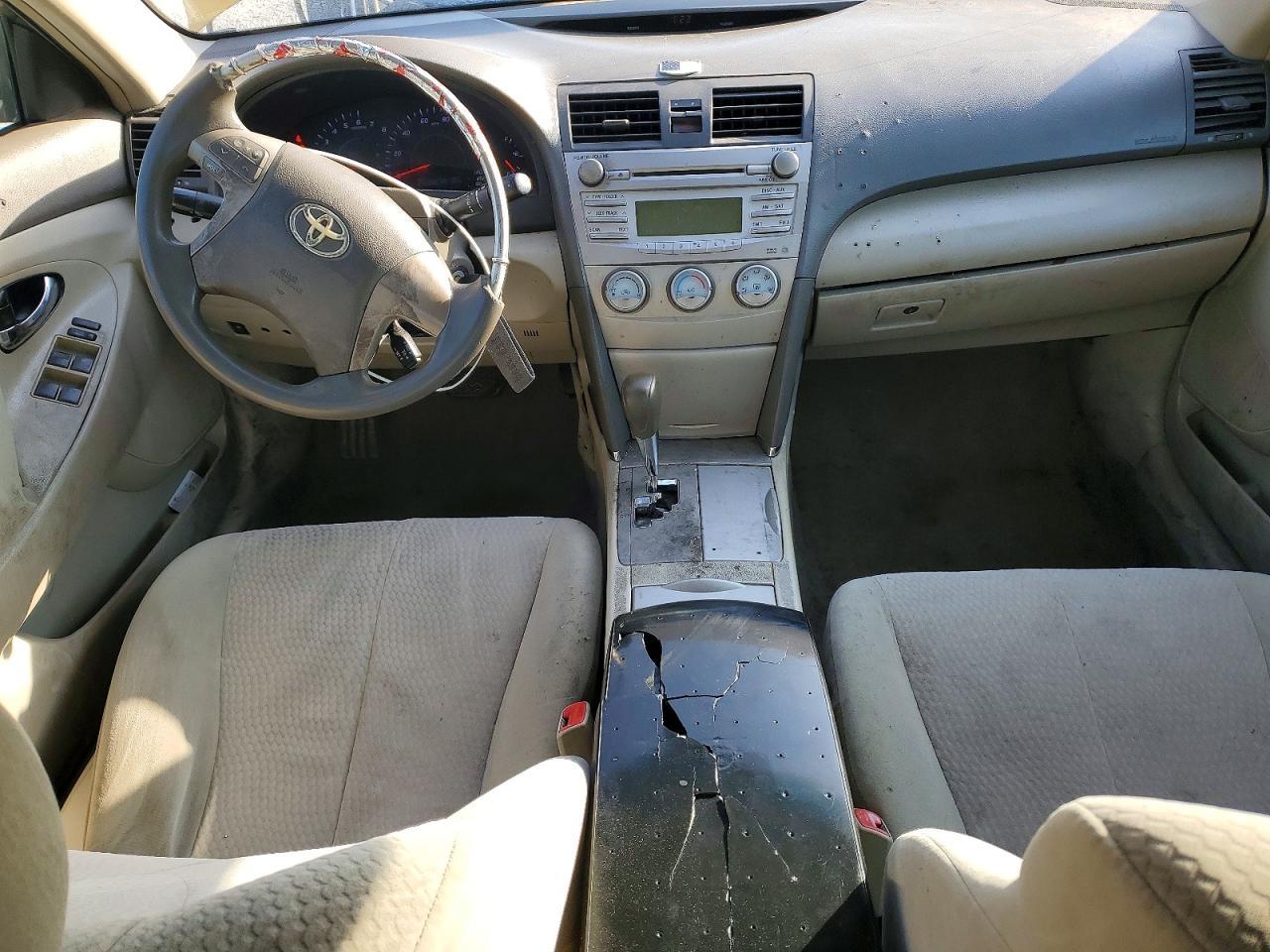 2011 TOYOTA CAMRY