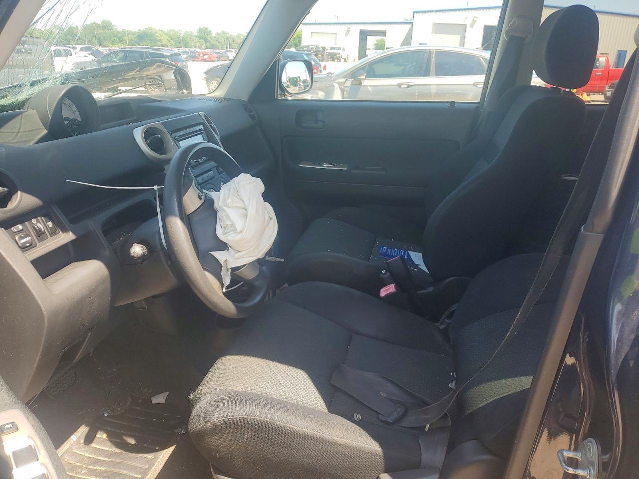2006 TOYOTA SCION