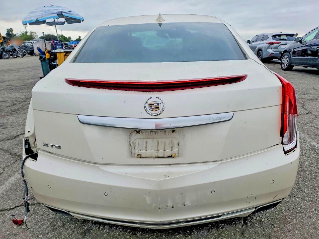 2015 CADILLAC XTS