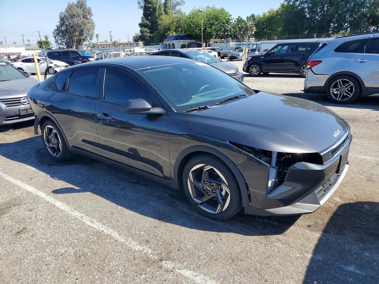 2025 KIA K4