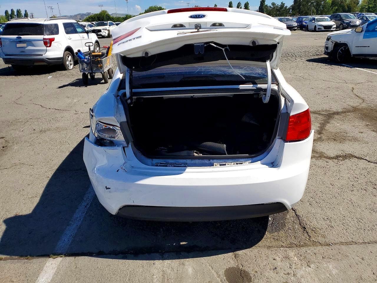 2011 KIA FORTE