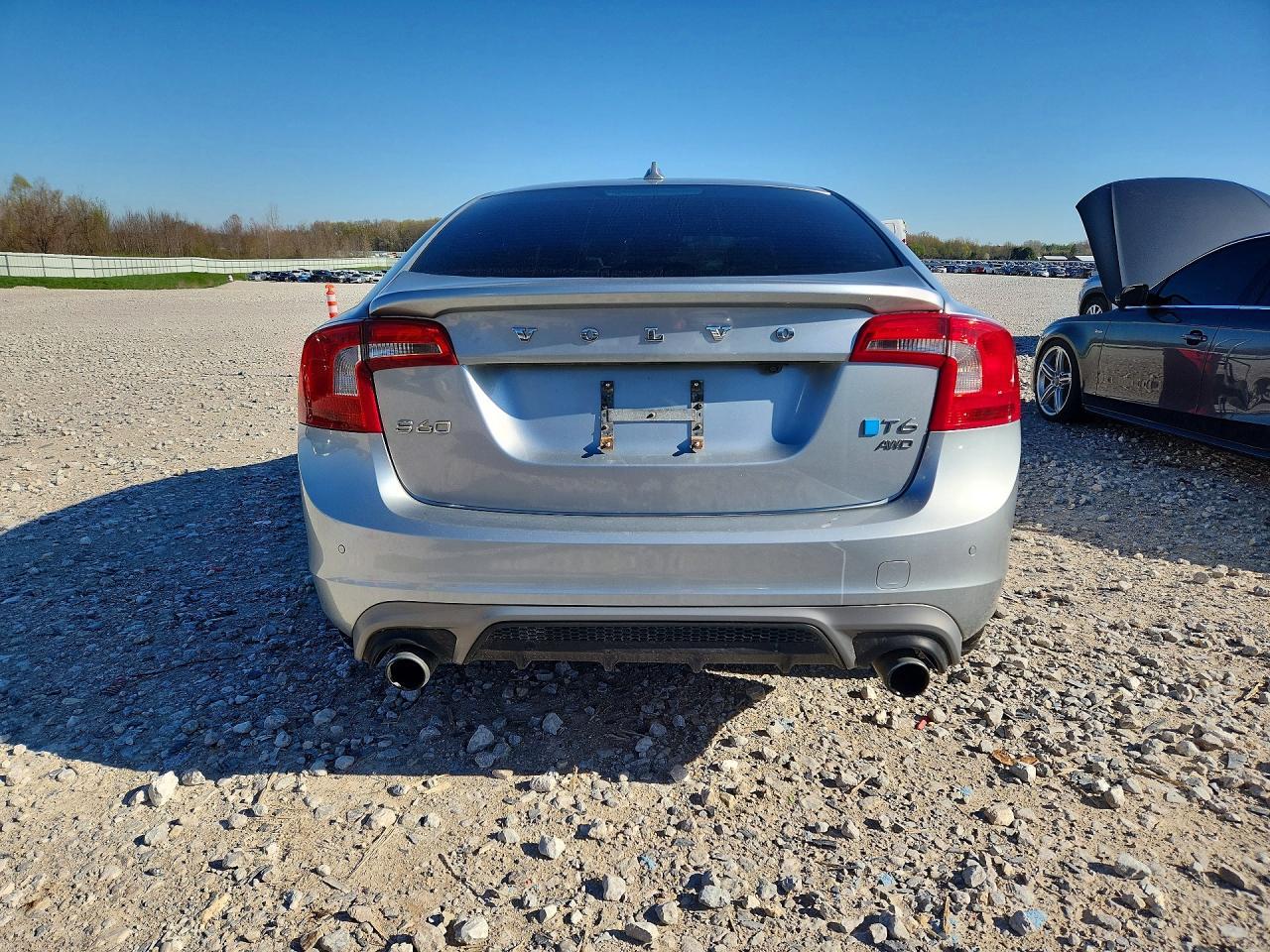 2014 VOLVO S60