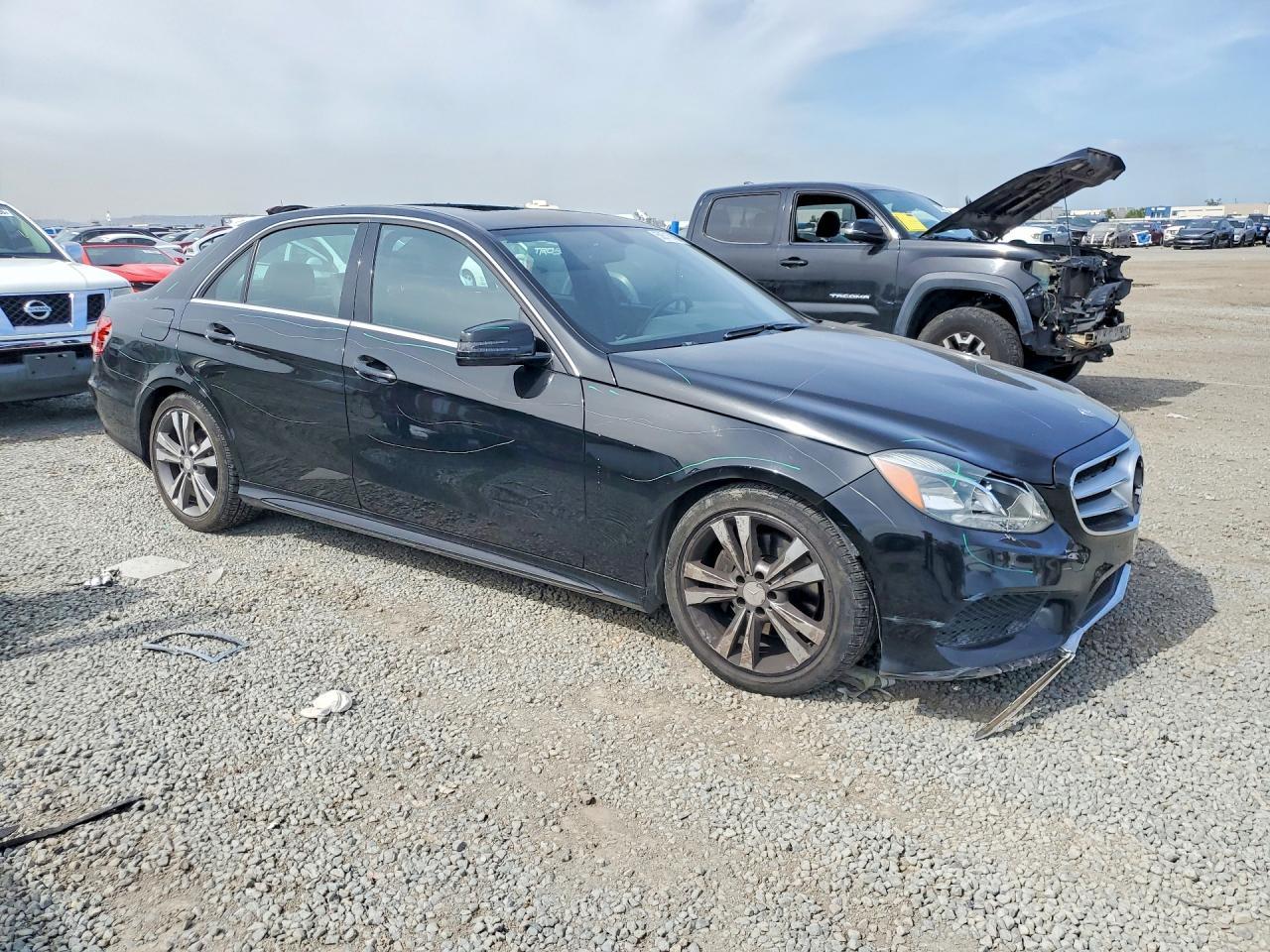 2016 MERCEDES-BENZ E-Class