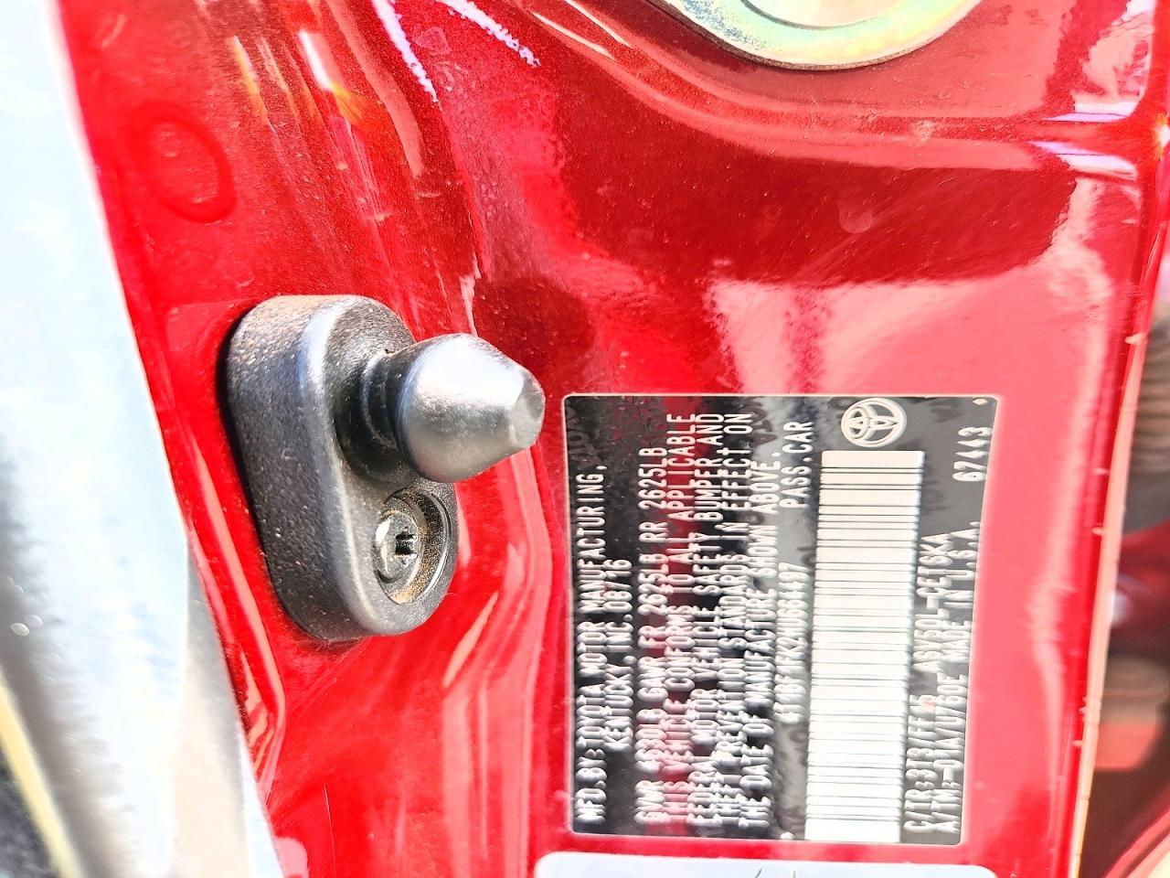 2017 TOYOTA CAMRY