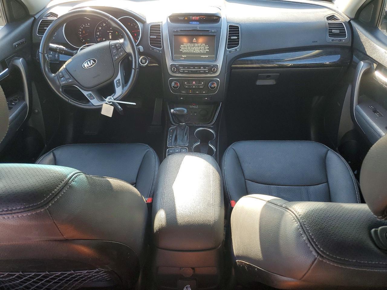 2014 KIA SORENTO