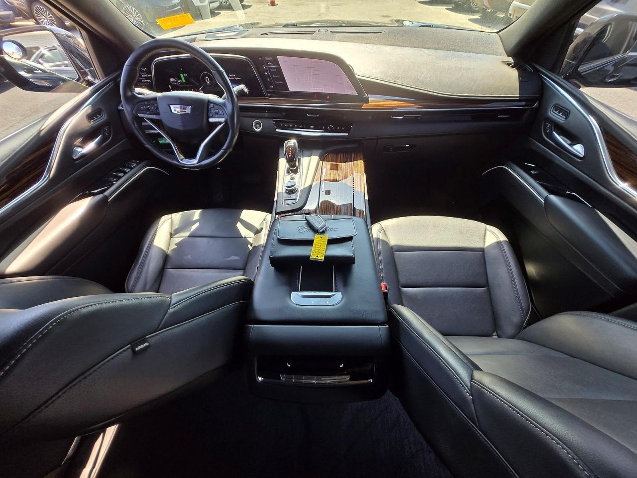 2021 CADILLAC Escalade ESV