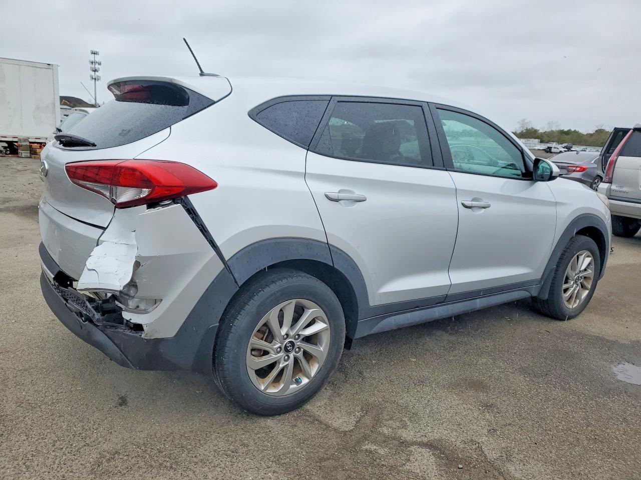 2017 HYUNDAI TUCSON