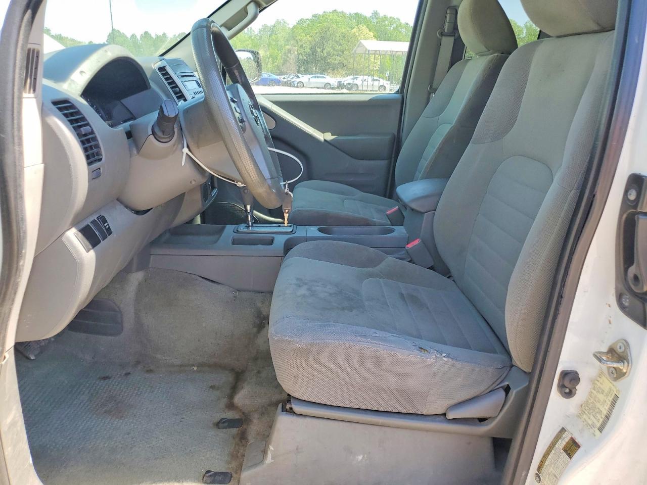 2016 NISSAN Frontier