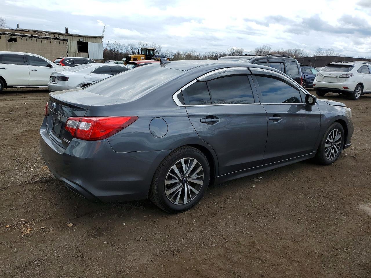 2018 SUBARU Legacy