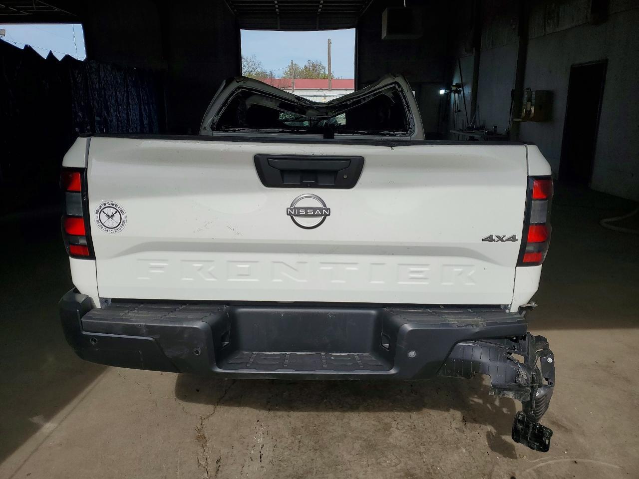 2024 NISSAN Frontier