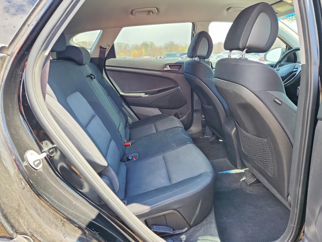 2016 HYUNDAI TUCSON