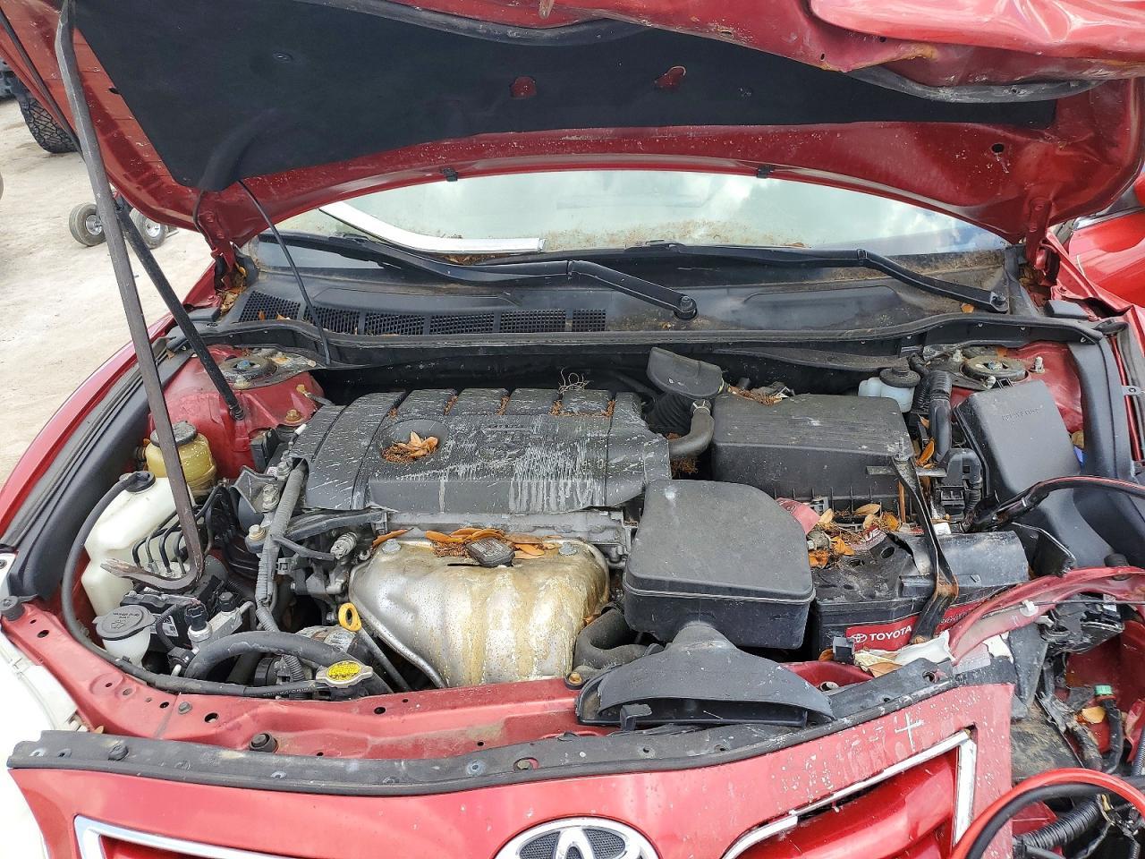 2011 TOYOTA CAMRY