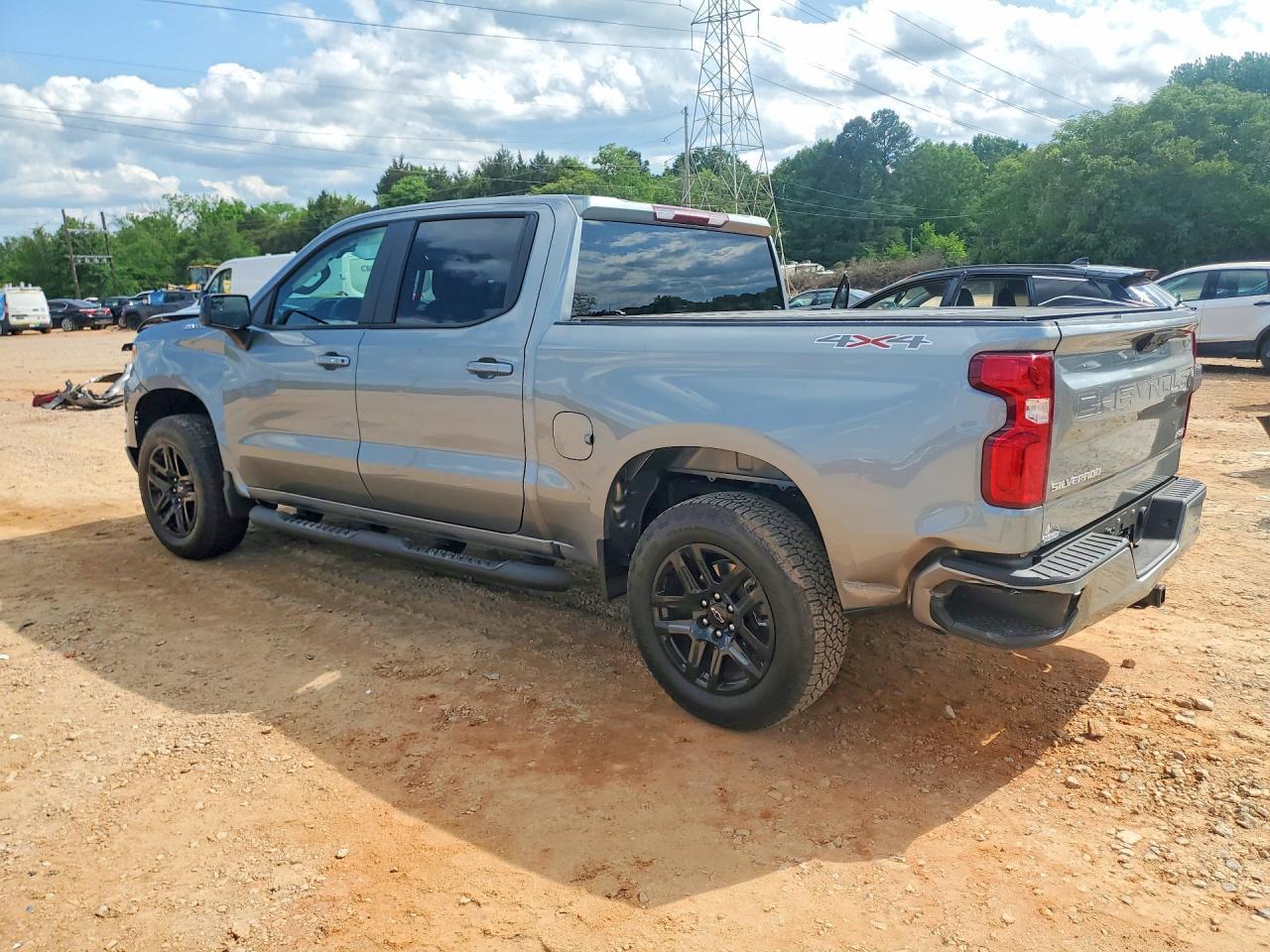 2026 CHEVROLET Silverado