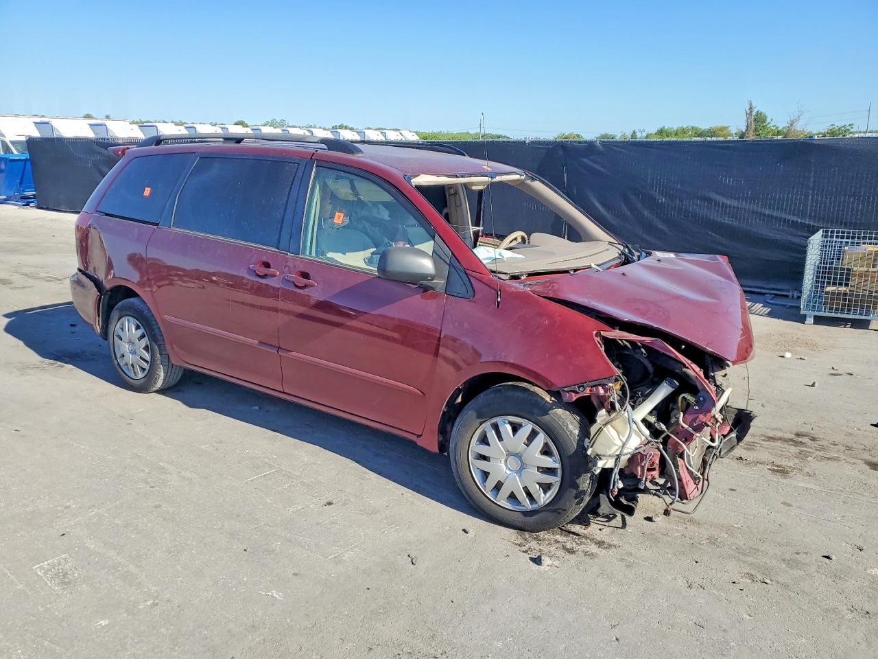2005 TOYOTA SIENNA