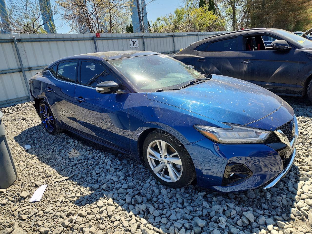2019 NISSAN Maxima