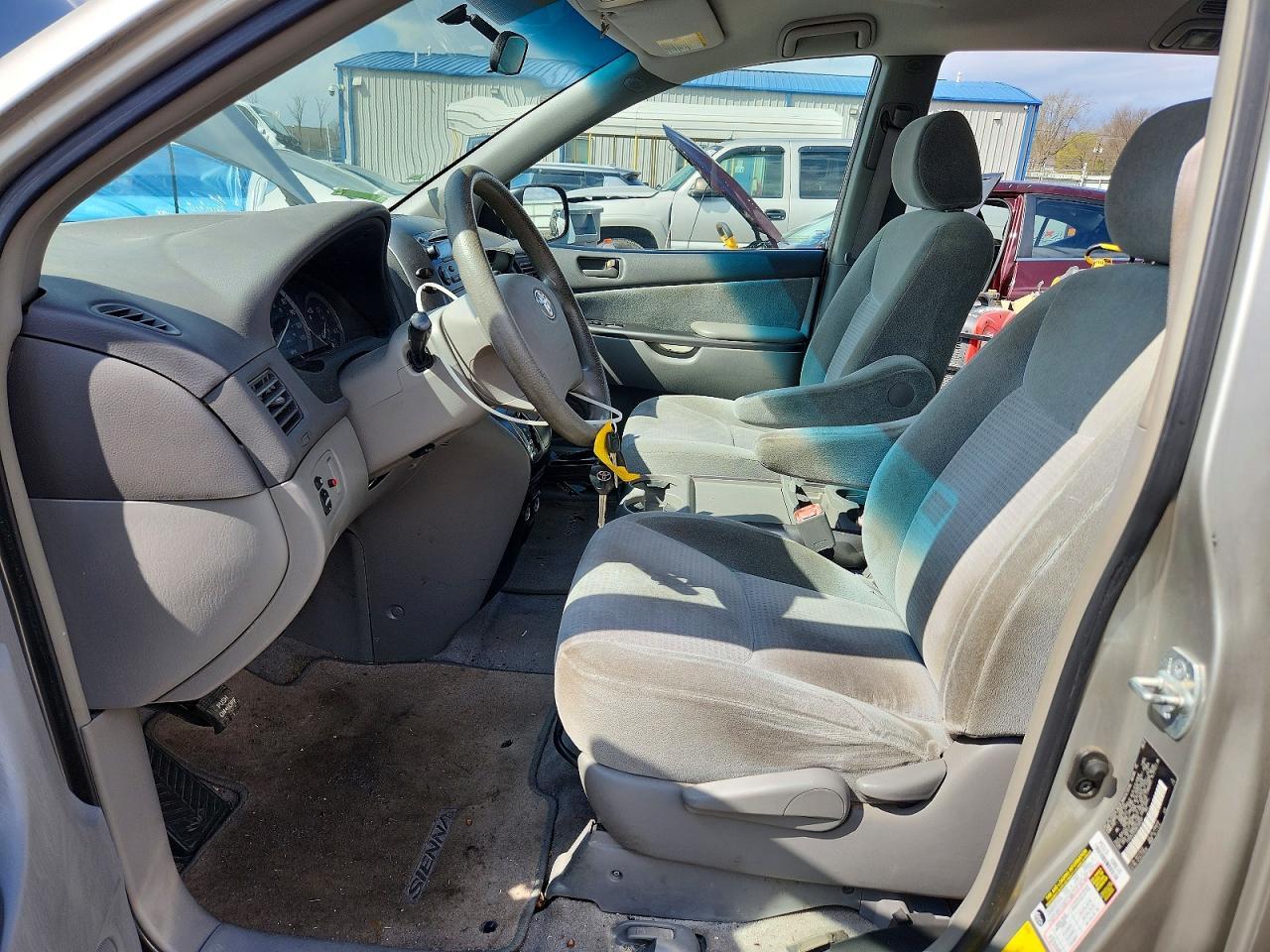 2008 TOYOTA SIENNA