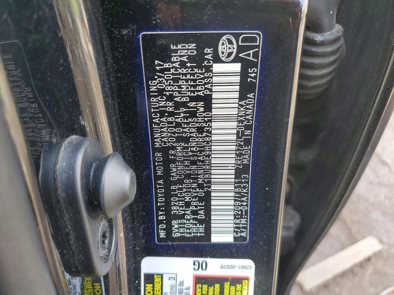 2017 TOYOTA COROLLA