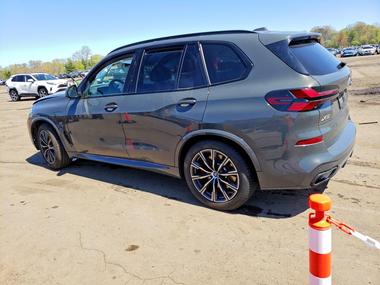 2025 BMW X5