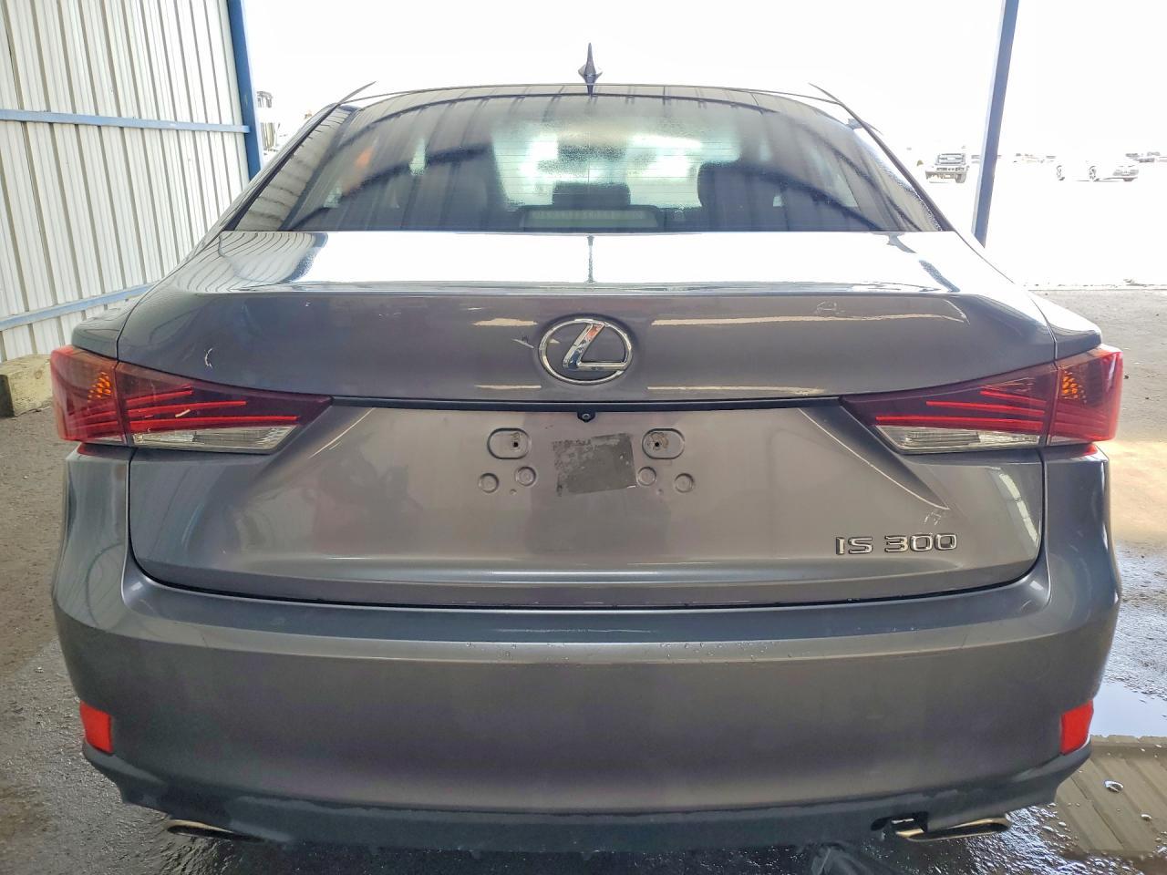 2020 LEXUS IS 300