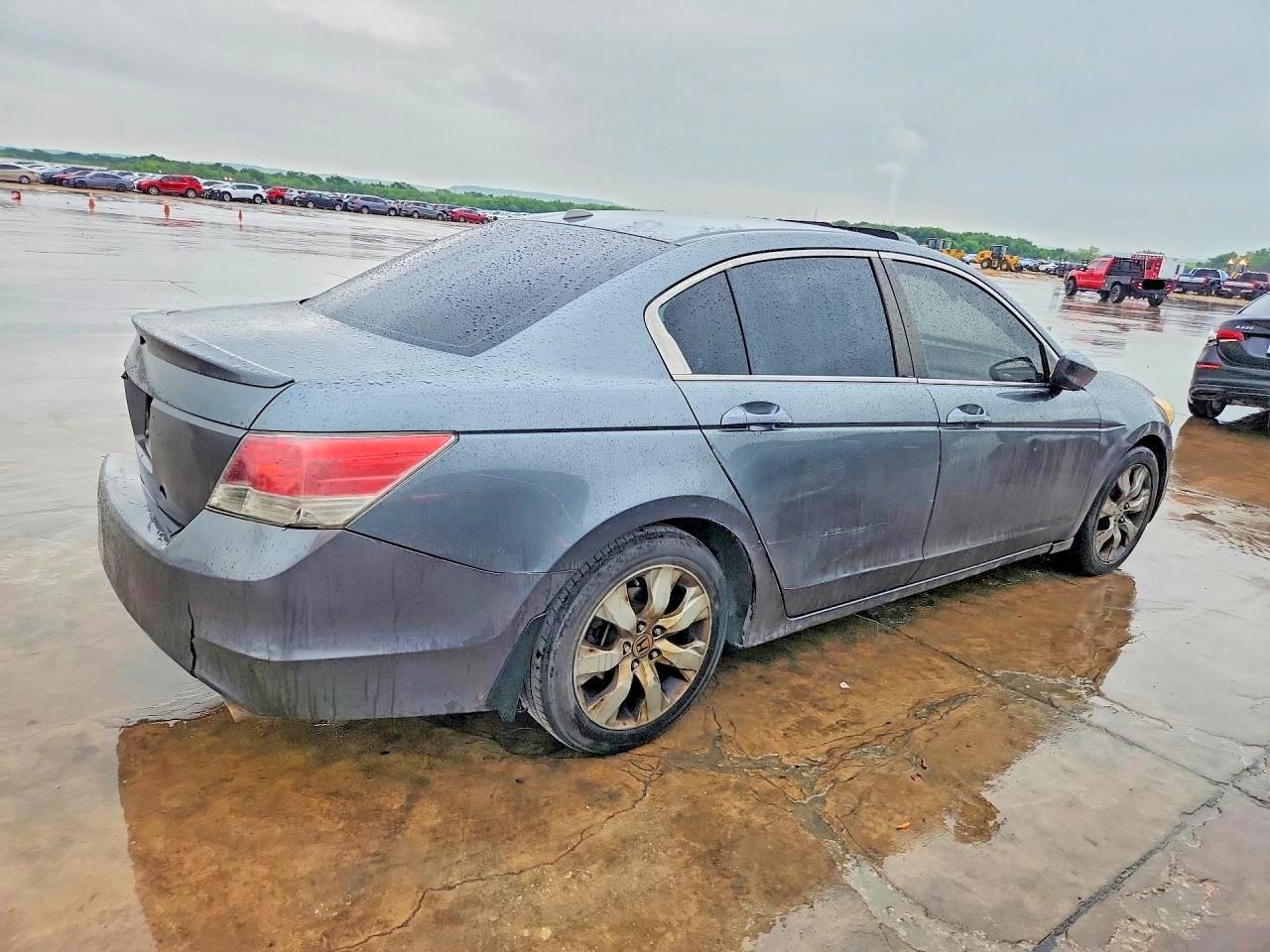 2010 HONDA ACCORD