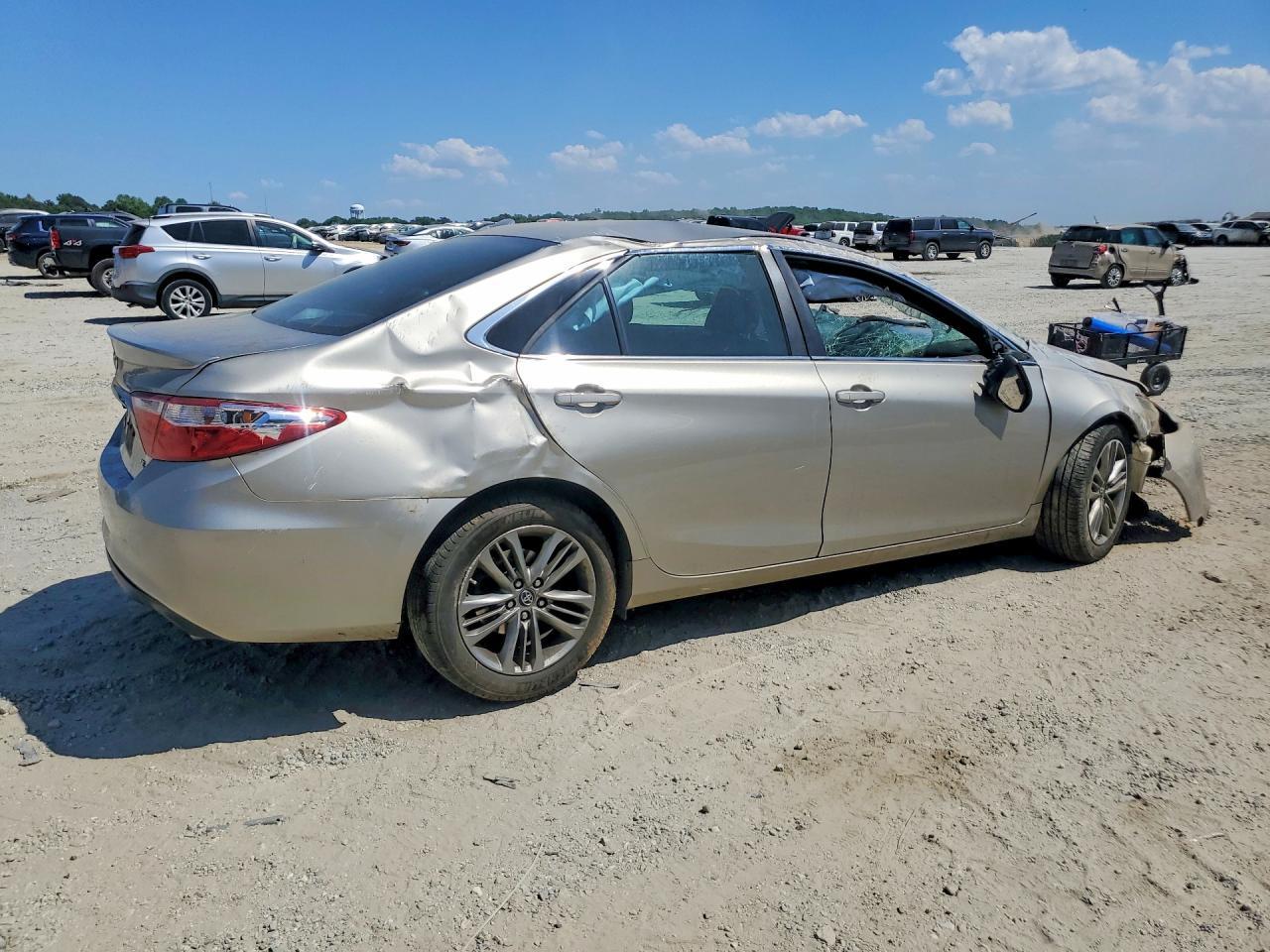 2017 TOYOTA CAMRY