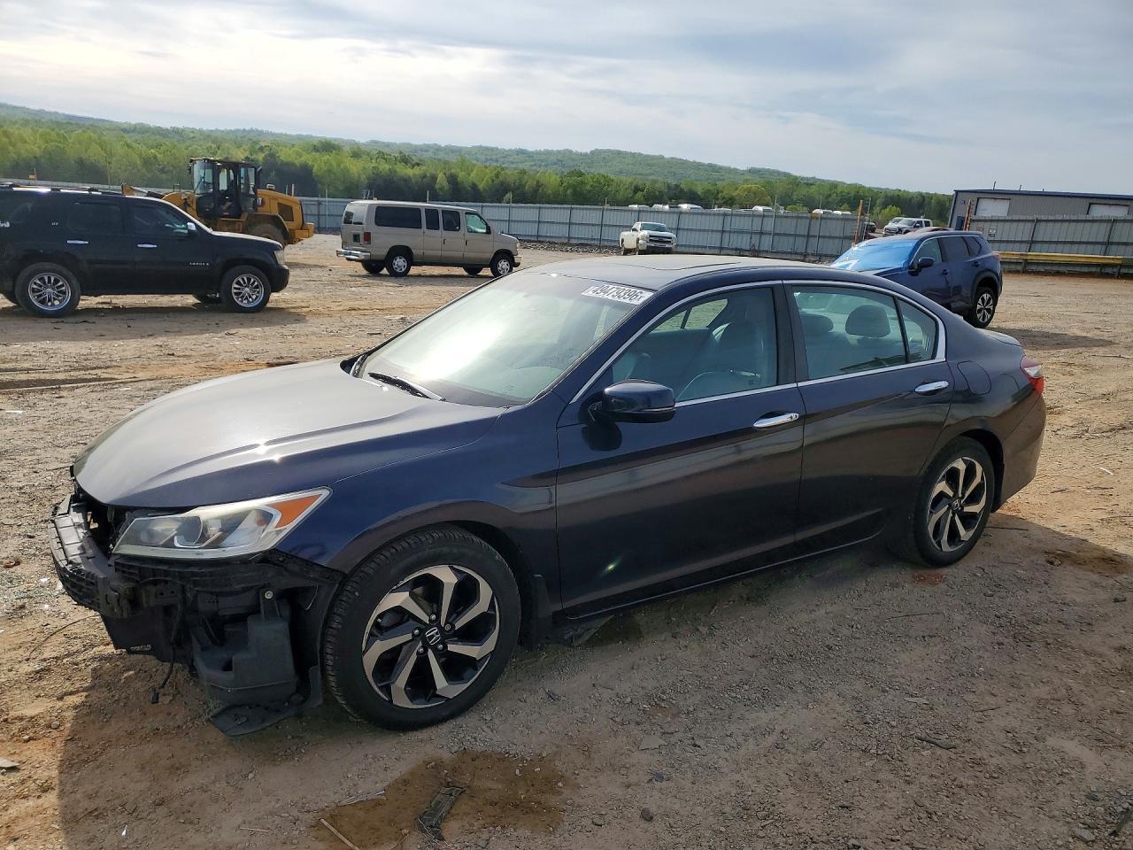 2017 HONDA ACCORD