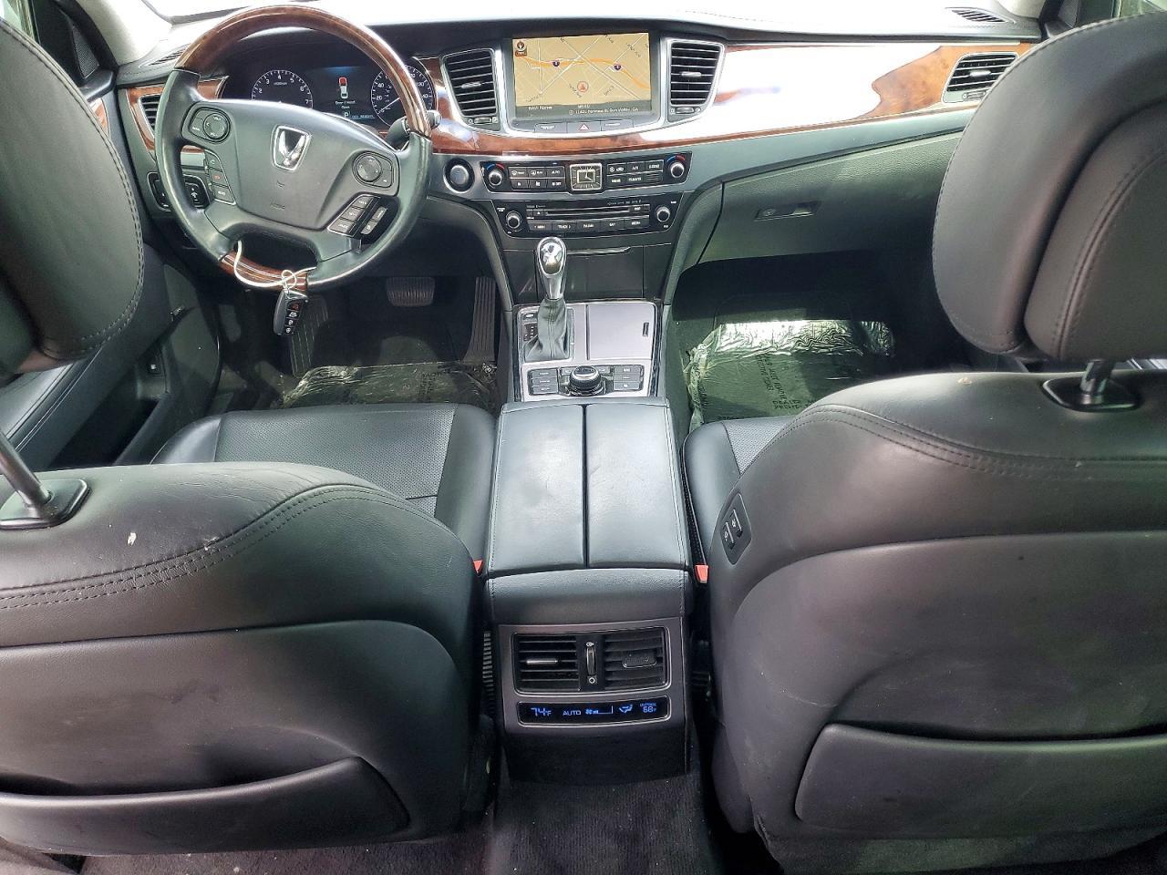 2015 HYUNDAI Equus