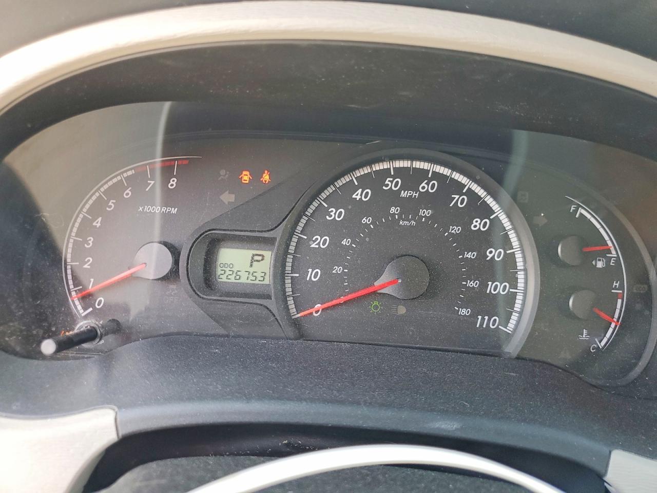 2012 TOYOTA SIENNA