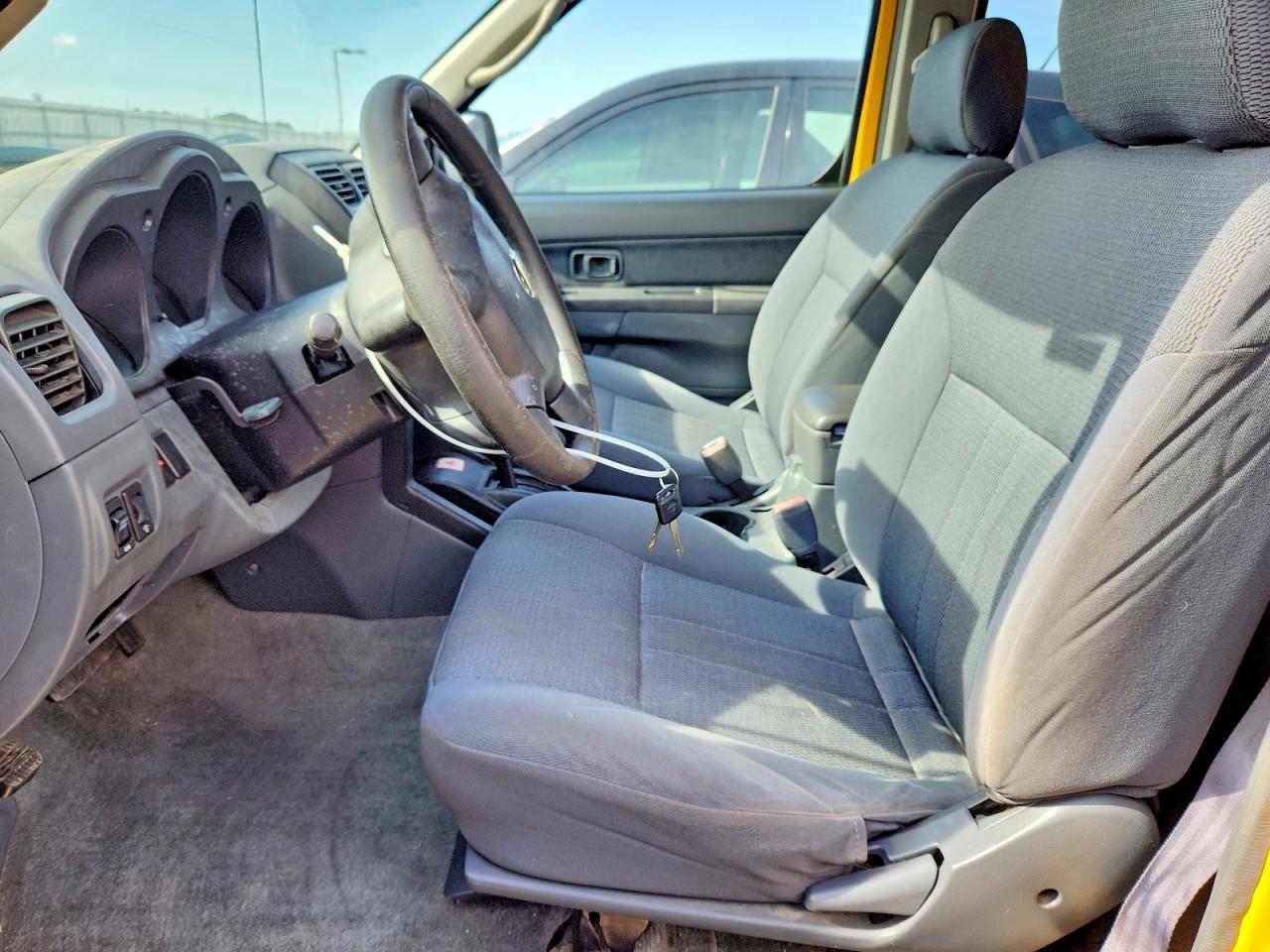 2002 NISSAN Frontier