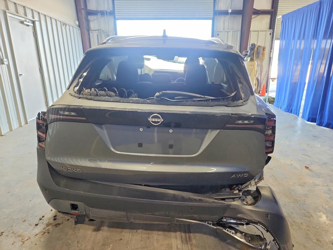 2026 NISSAN KICKS