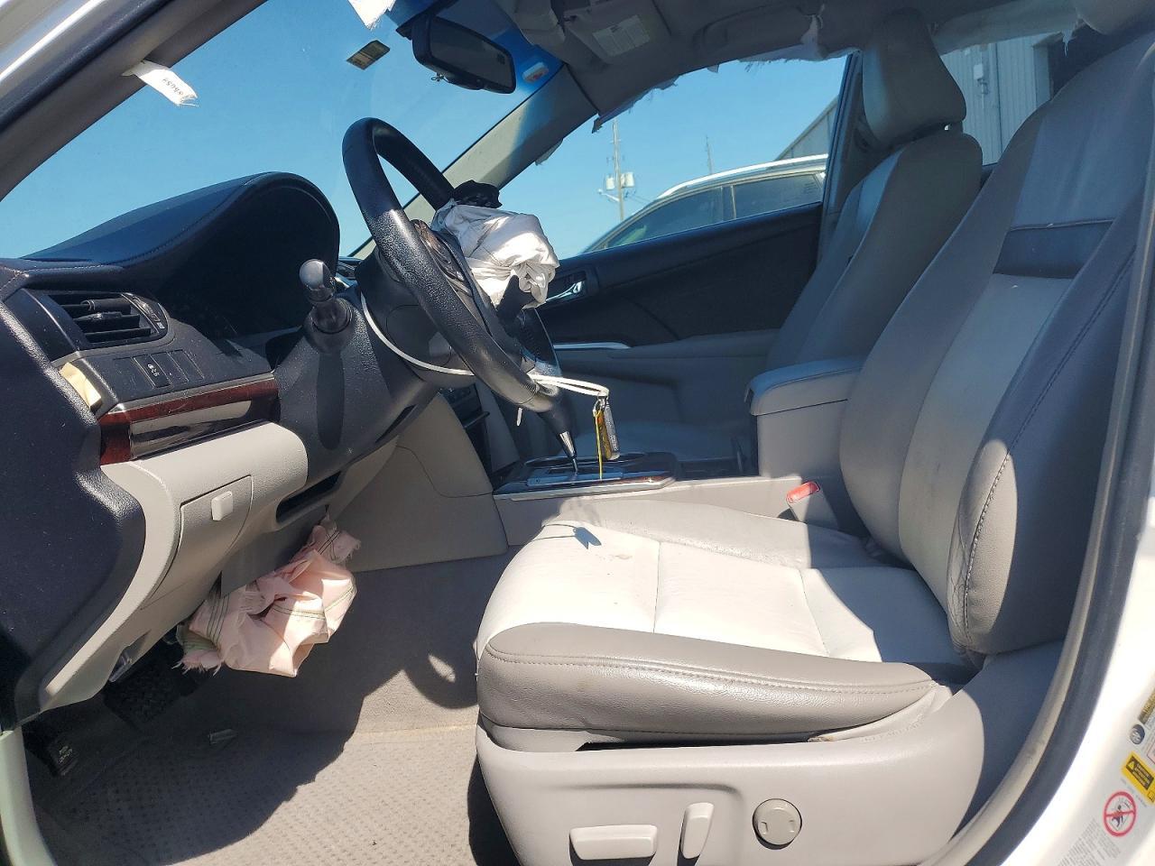 2013 TOYOTA CAMRY