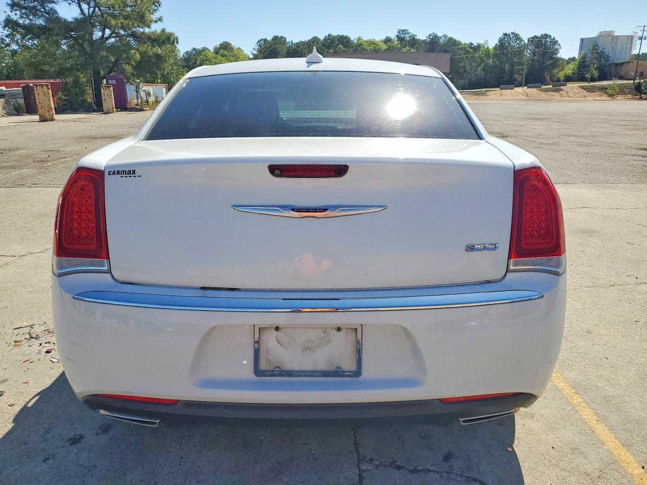 2019 CHRYSLER 300