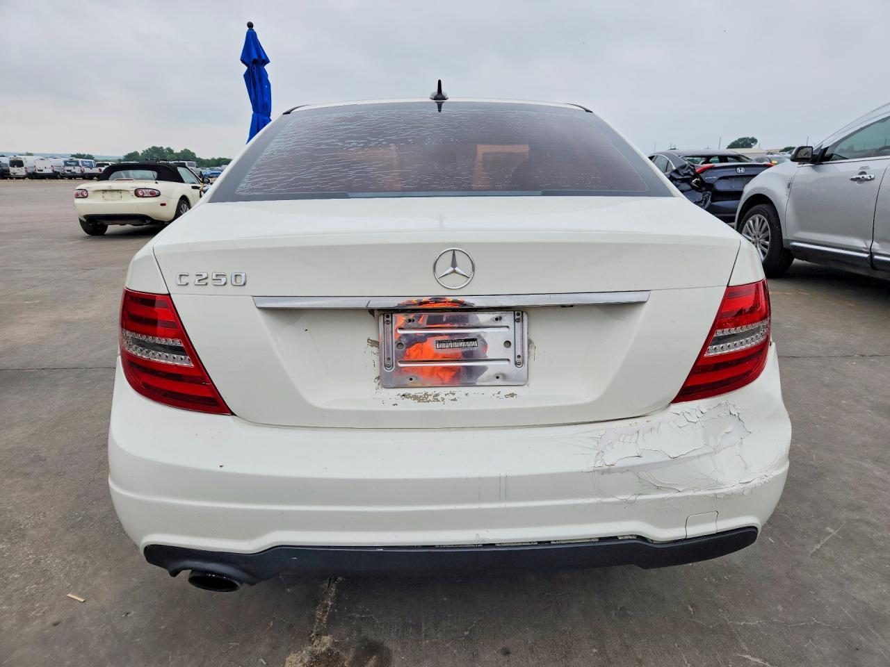 2012 MERCEDES-BENZ C-CLASS